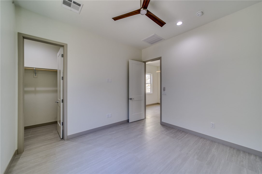 2379 E Paseo Mallorca