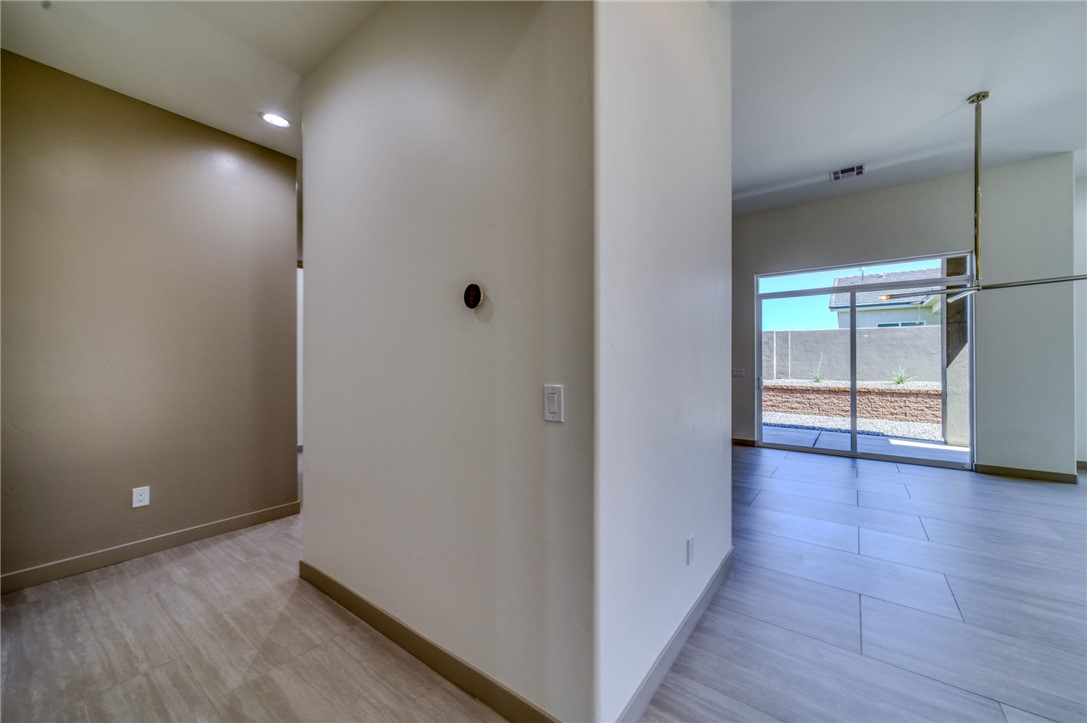 2379 E Paseo Mallorca