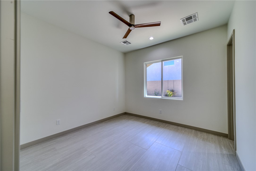 2379 E Paseo Mallorca