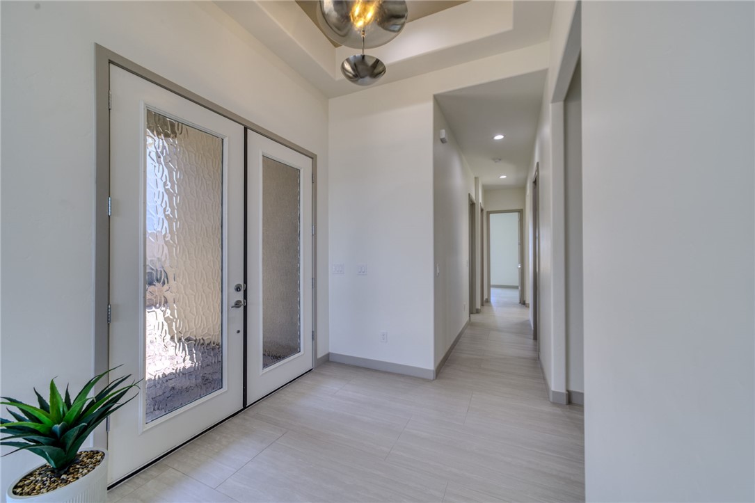 2379 E Paseo Mallorca