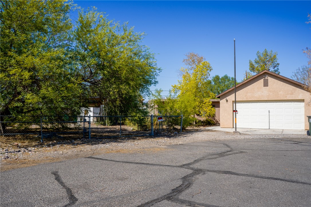588 El Monte Cove
