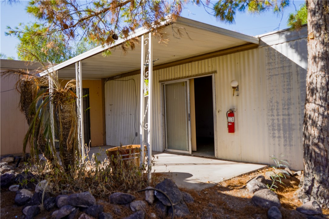 588 El Monte Cove