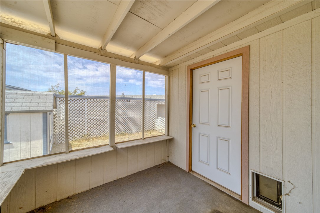 2572 E Sunrise Vista Boulevard