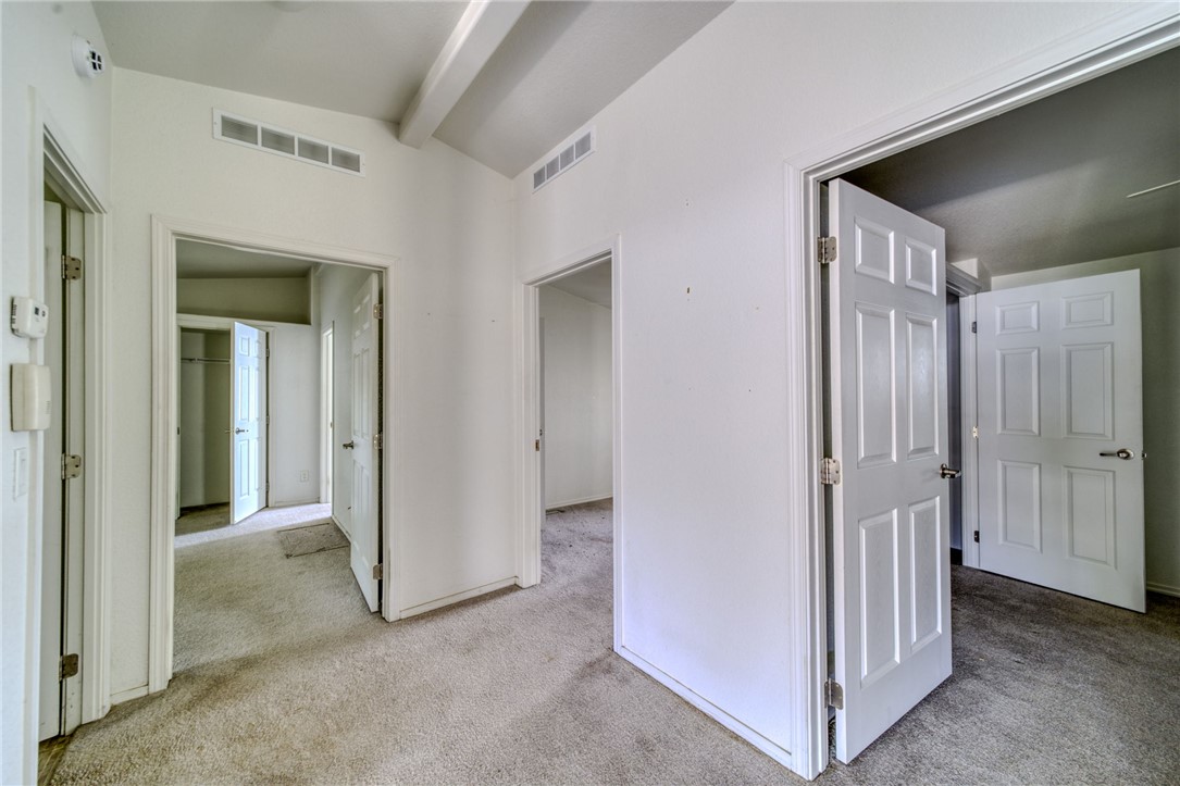 2572 E Sunrise Vista Boulevard