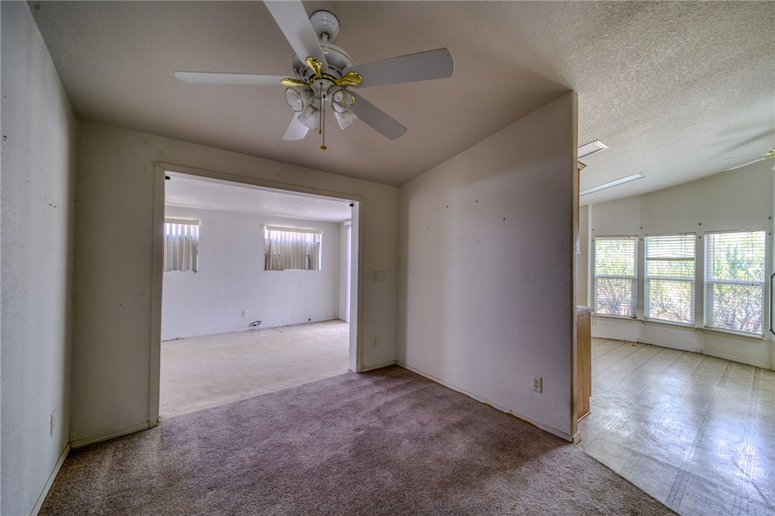 2572 E Sunrise Vista Boulevard