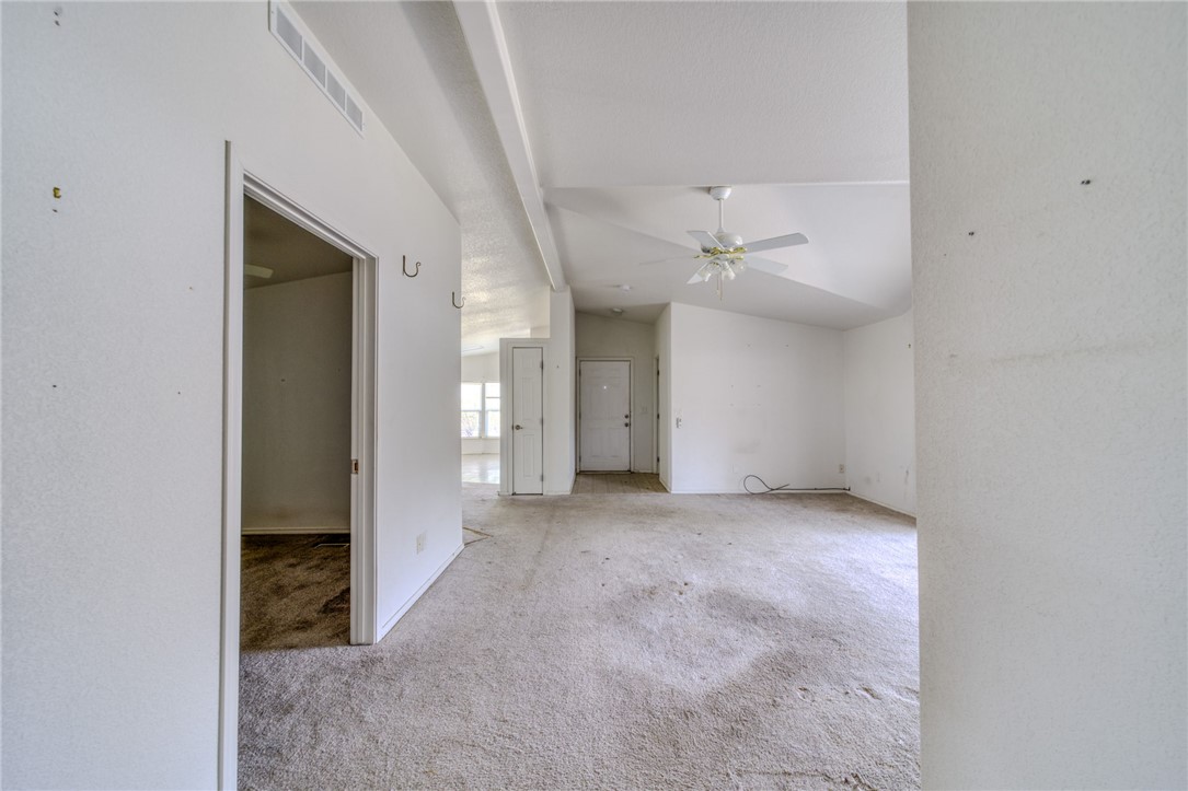 2572 E Sunrise Vista Boulevard
