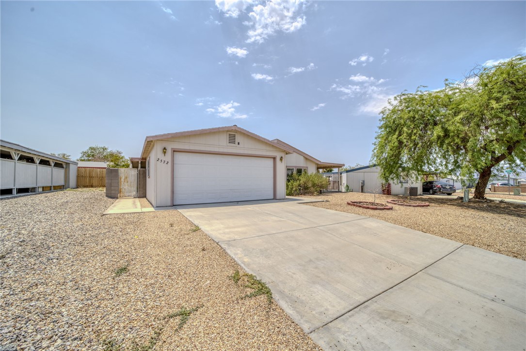 2572 E Sunrise Vista Boulevard