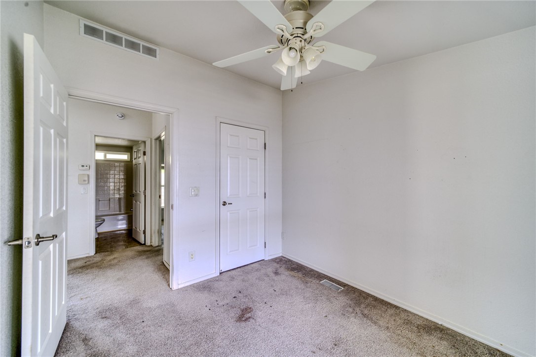 2572 E Sunrise Vista Boulevard