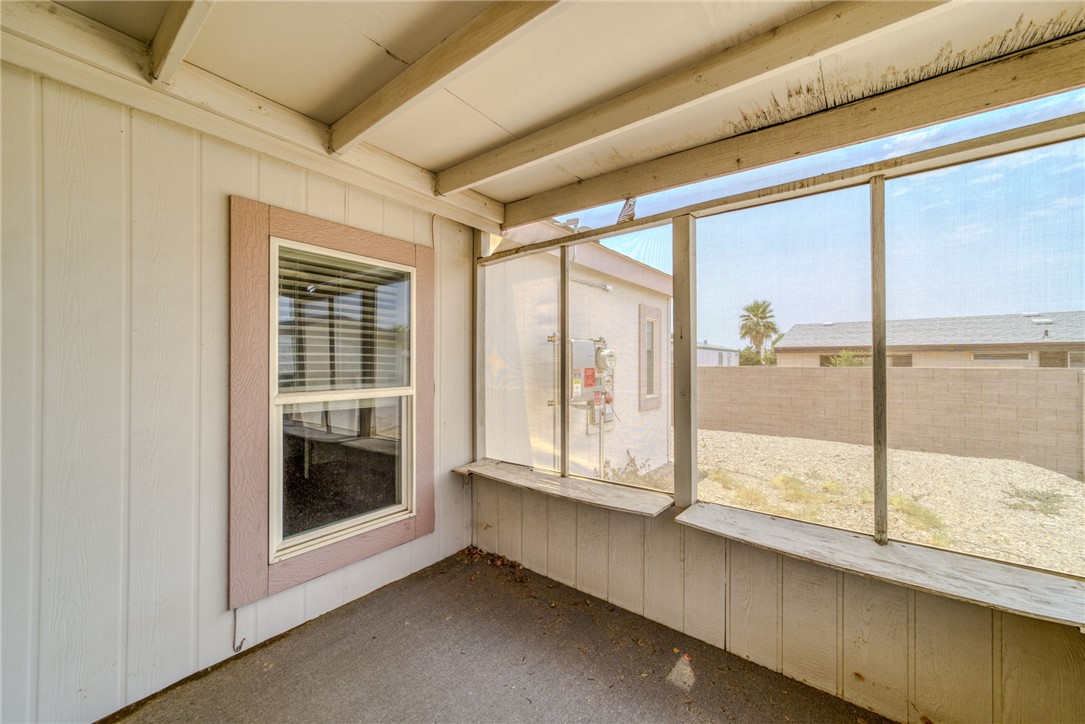 2572 E Sunrise Vista Boulevard