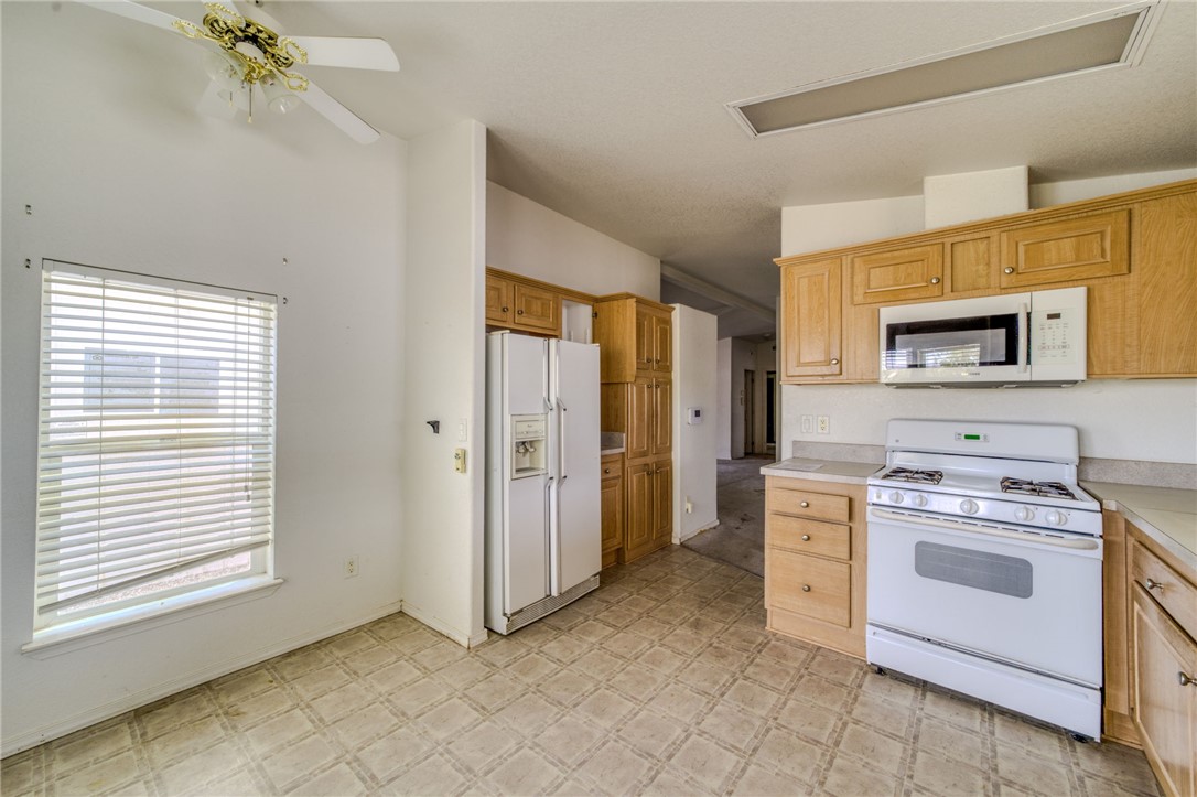 2572 E Sunrise Vista Boulevard