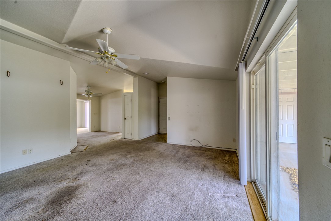 2572 E Sunrise Vista Boulevard