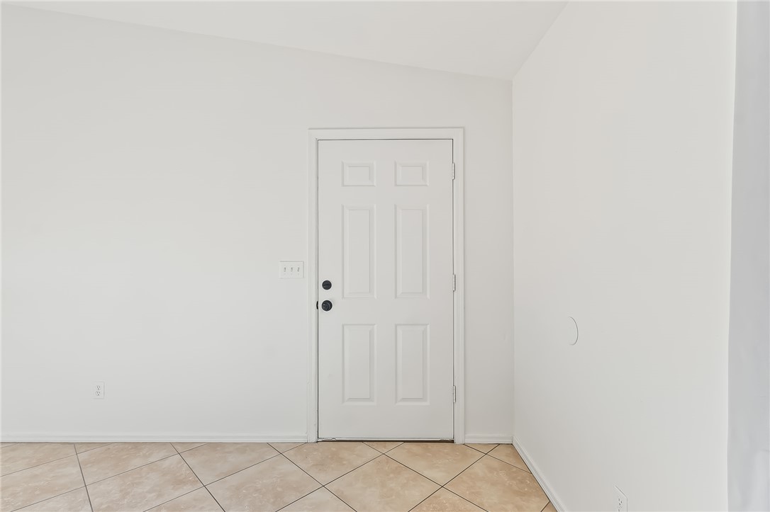 1834 Del Norte Drive