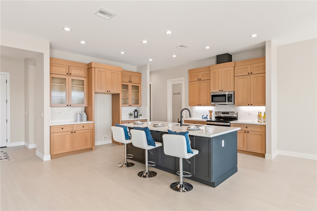 3090 Canyon De Chelly Drive
