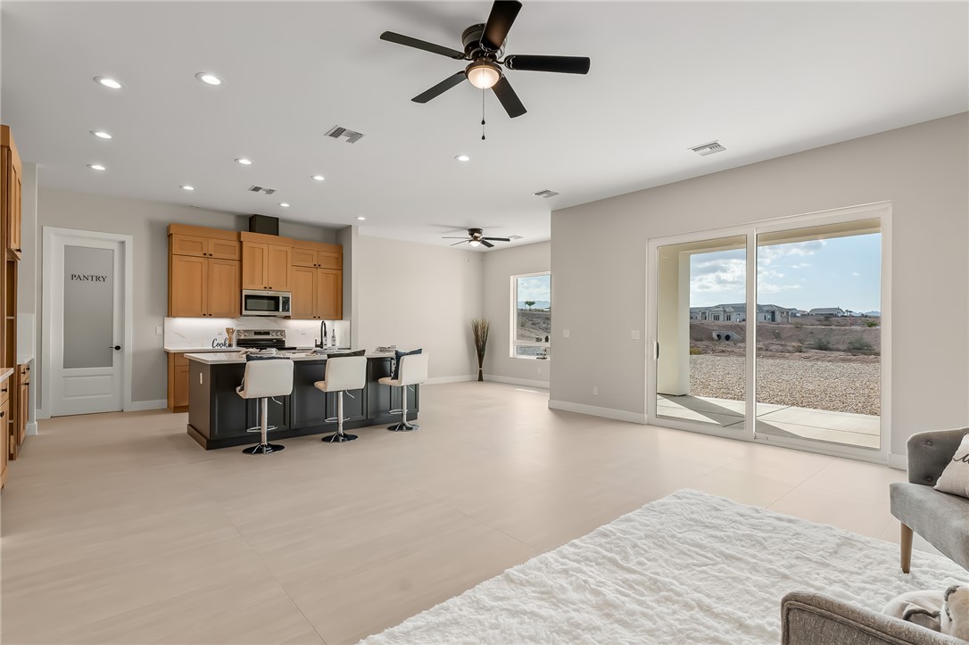 3090 Canyon De Chelly Drive