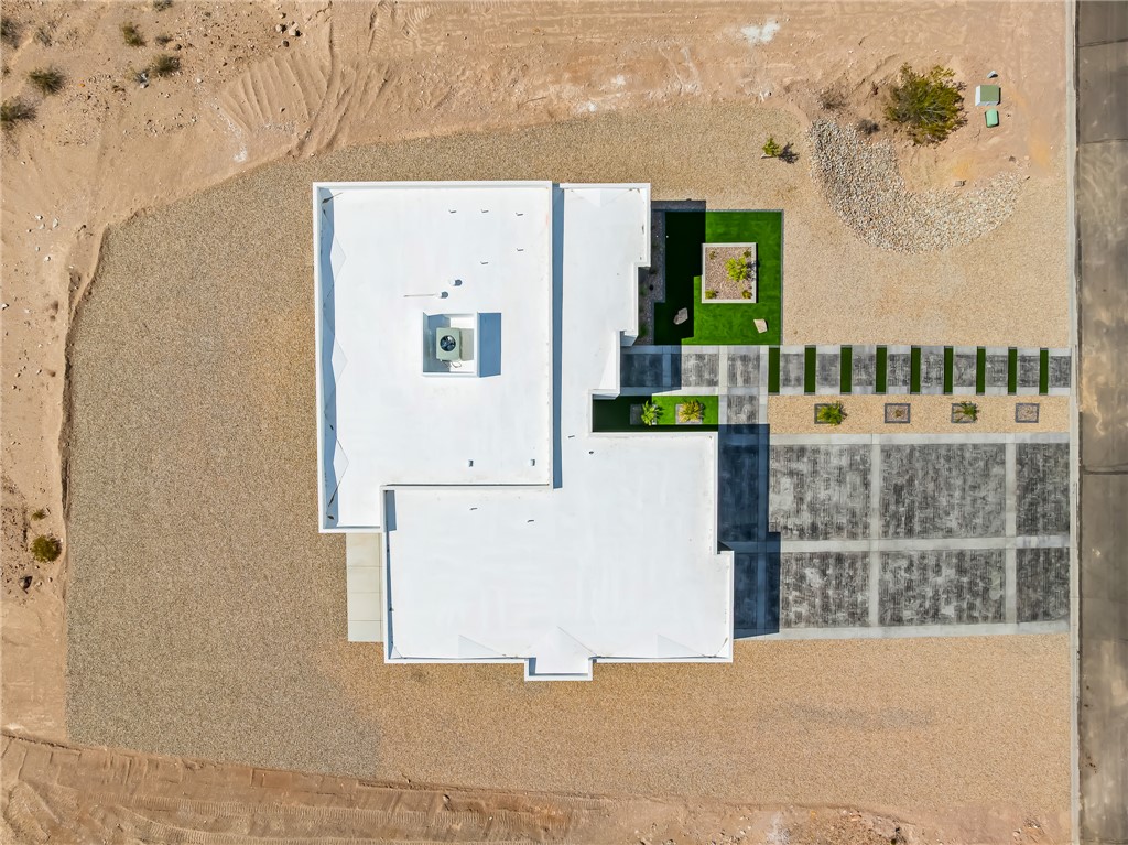 3090 Canyon De Chelly Drive
