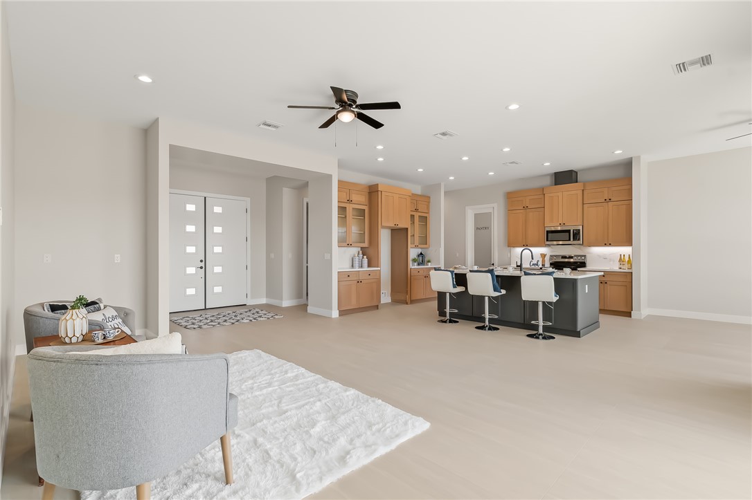 3090 Canyon De Chelly Drive