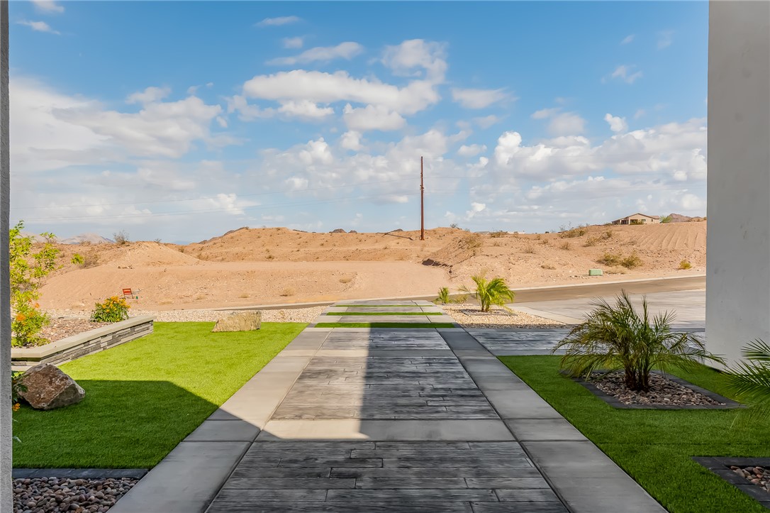 3090 Canyon De Chelly Drive