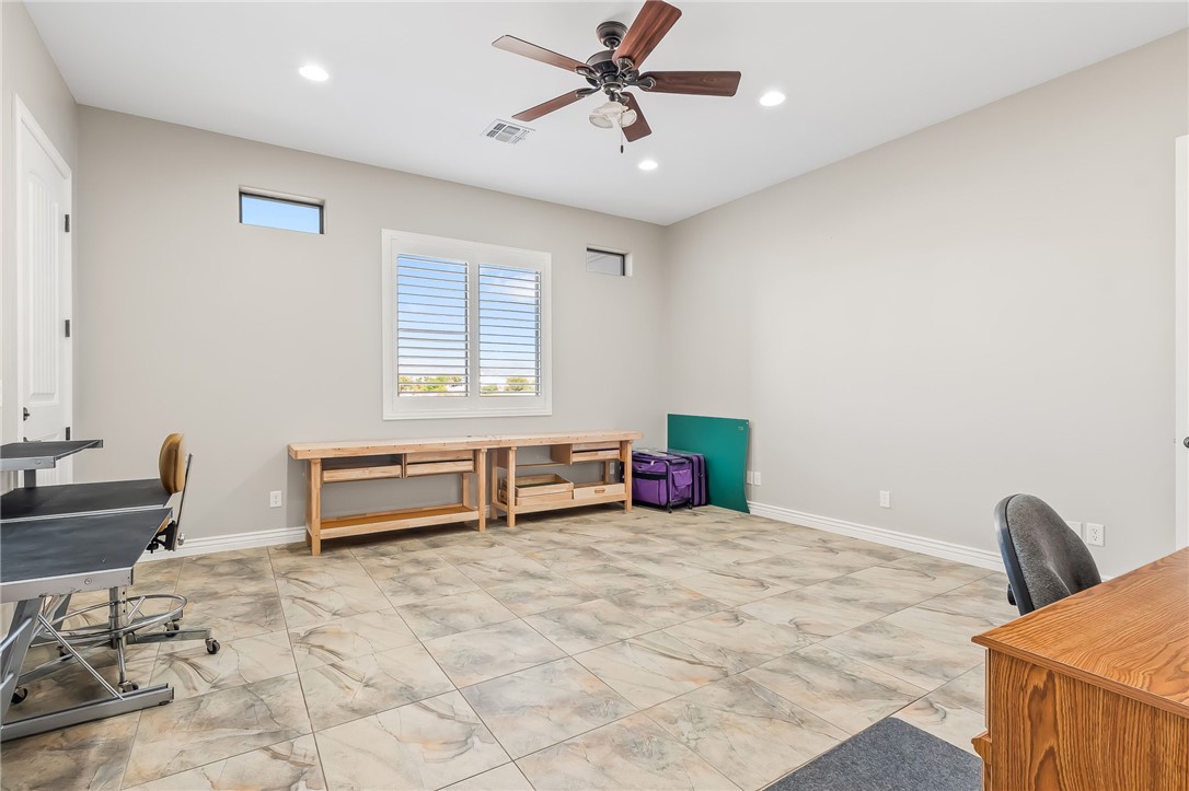 2130 E Calle Salamanca