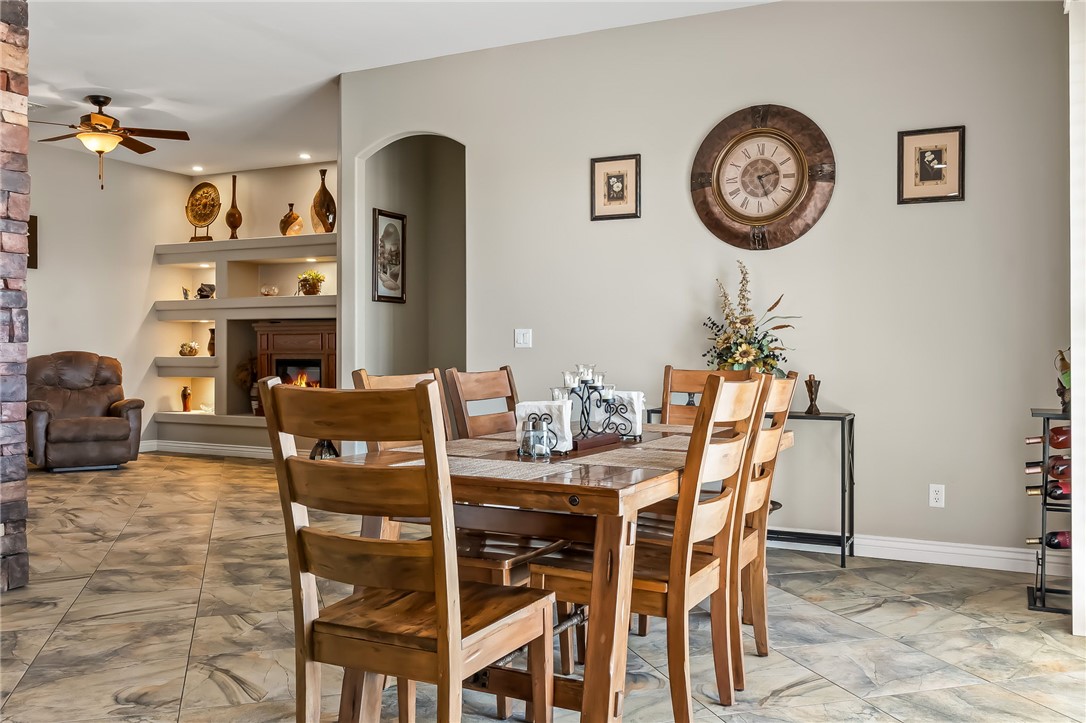 2130 E Calle Salamanca