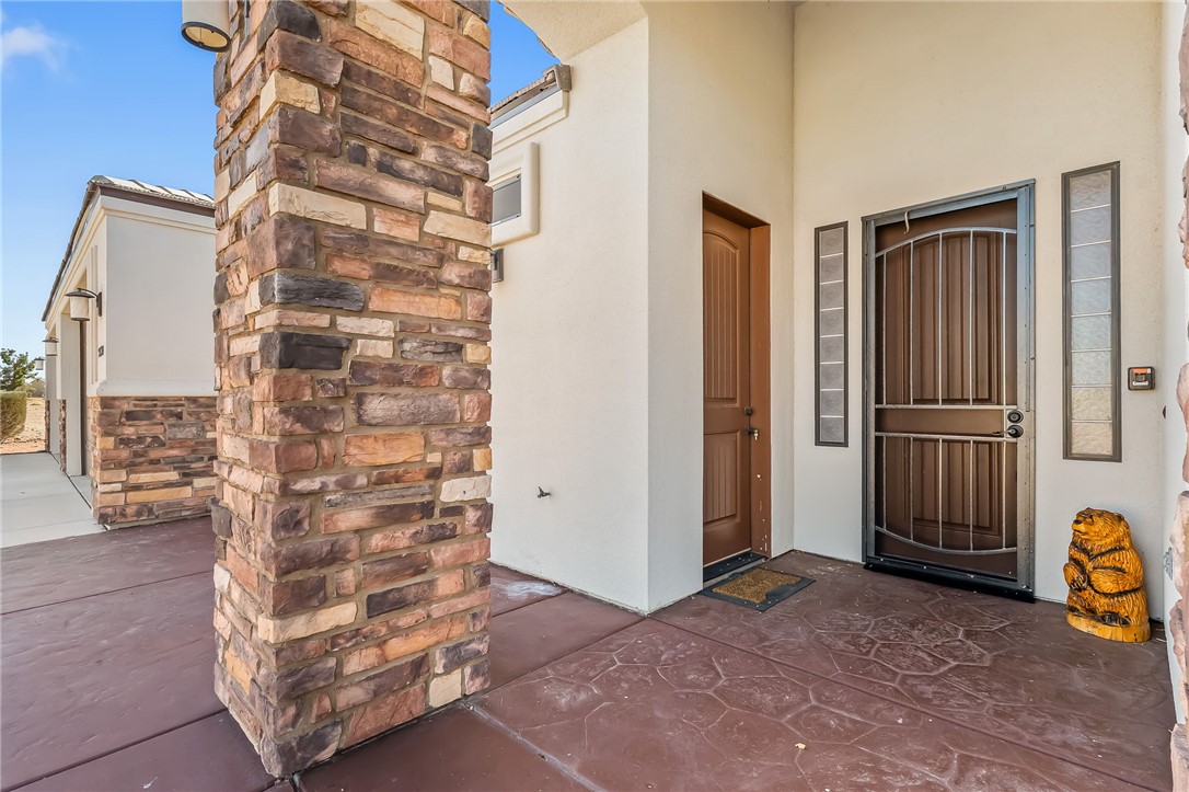 2130 E Calle Salamanca