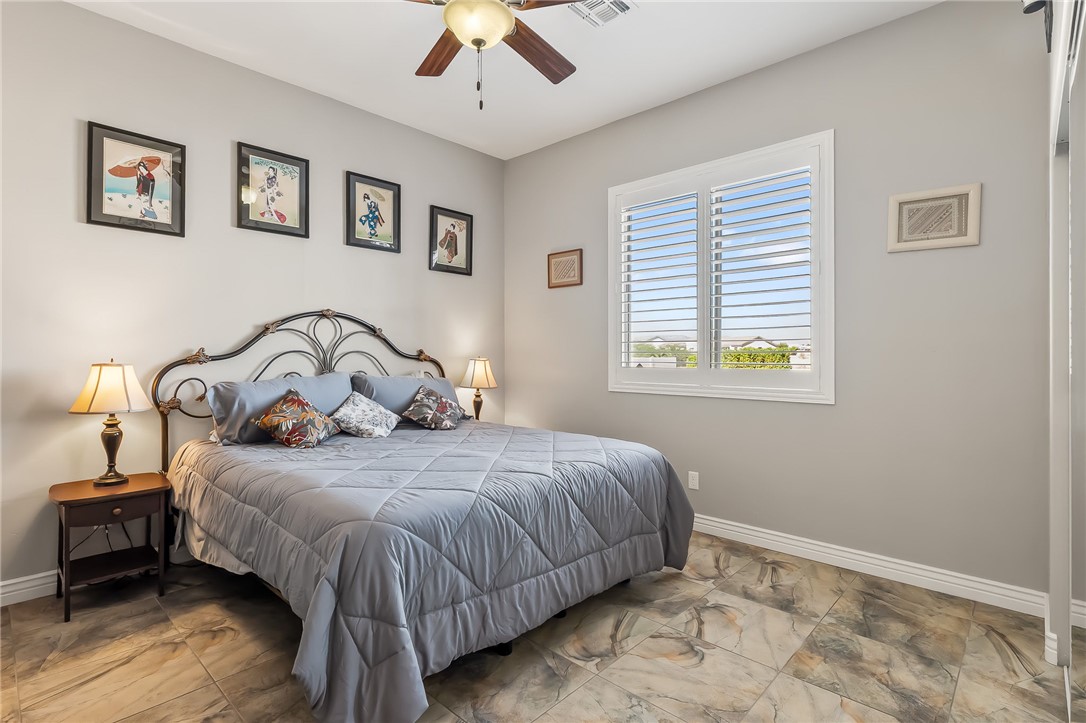 2130 E Calle Salamanca