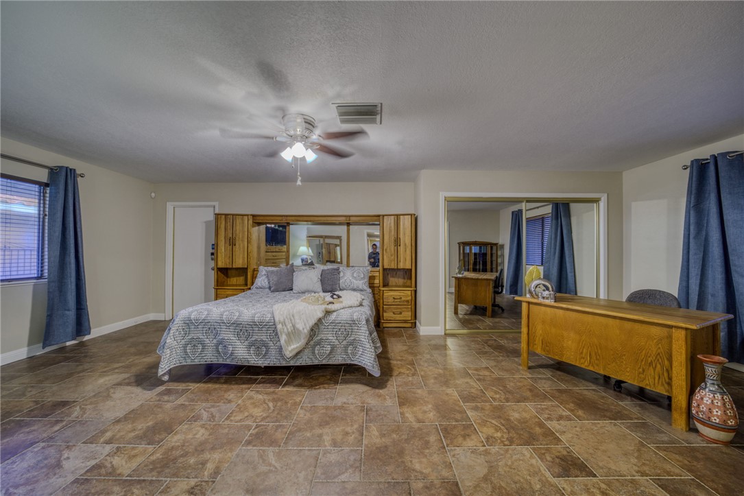 635 Riverfront Drive