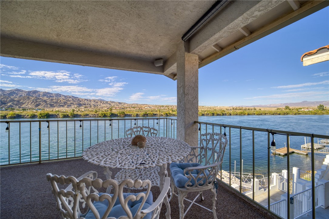 635 Riverfront Drive