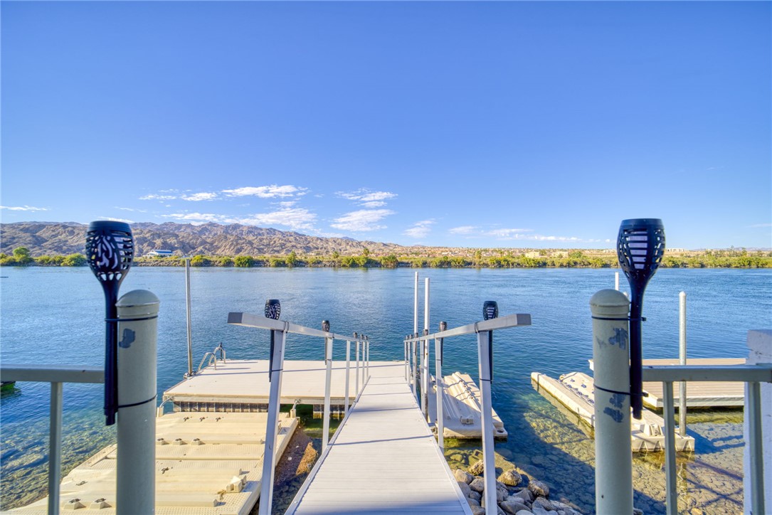 635 Riverfront Drive