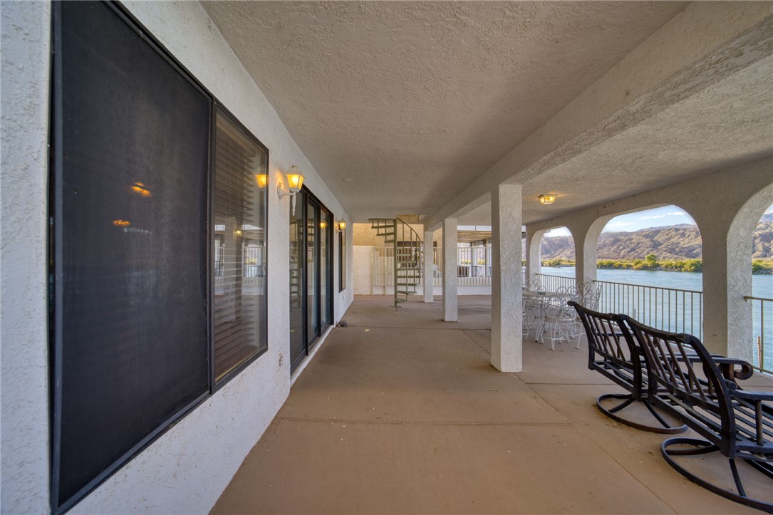635 Riverfront Drive