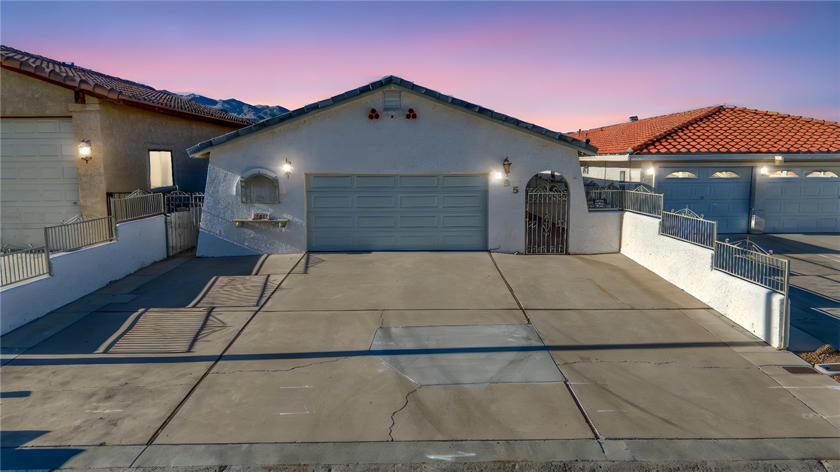 635 Riverfront Drive
