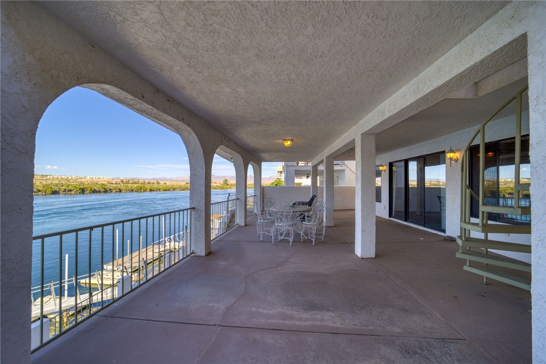 635 Riverfront Drive