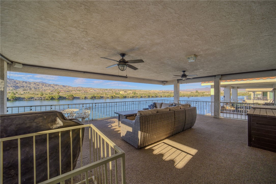635 Riverfront Drive