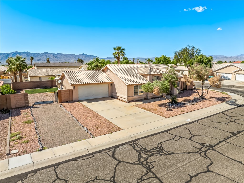 1836 E Bear Creek Way