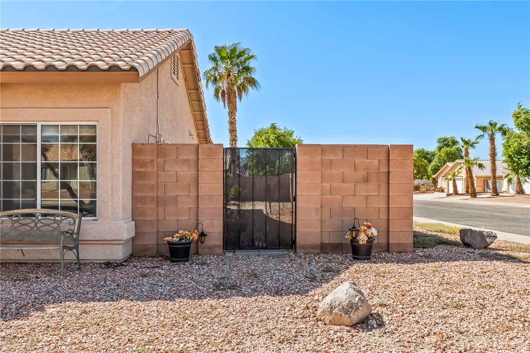 1836 E Bear Creek Way