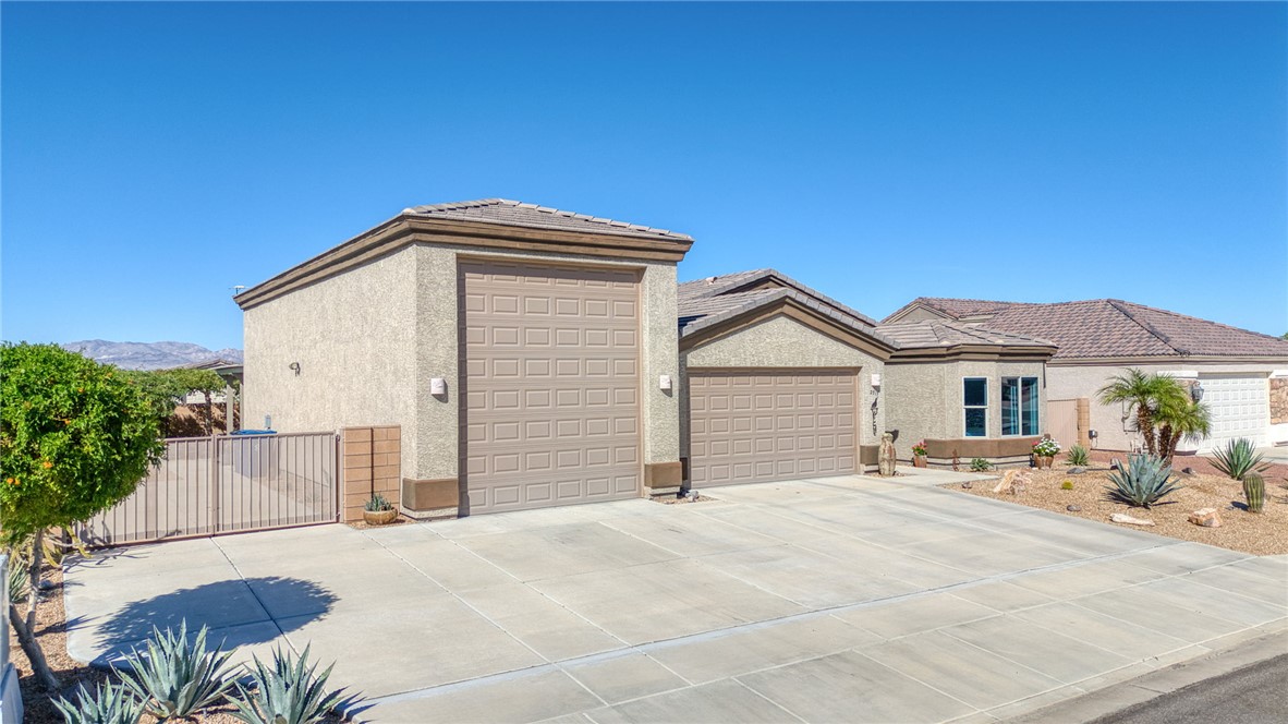 2717 Discovery Road