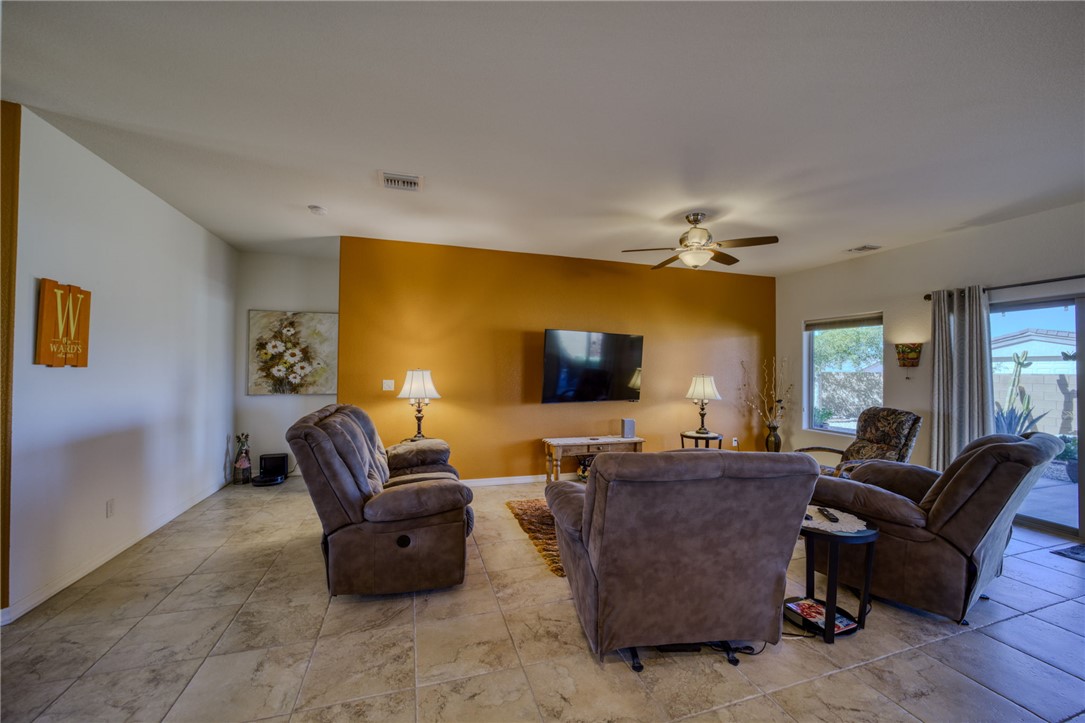 2717 Discovery Road