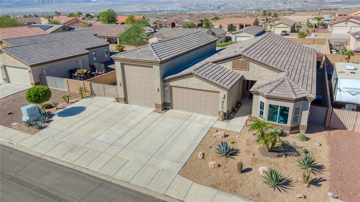 2717 Discovery Road