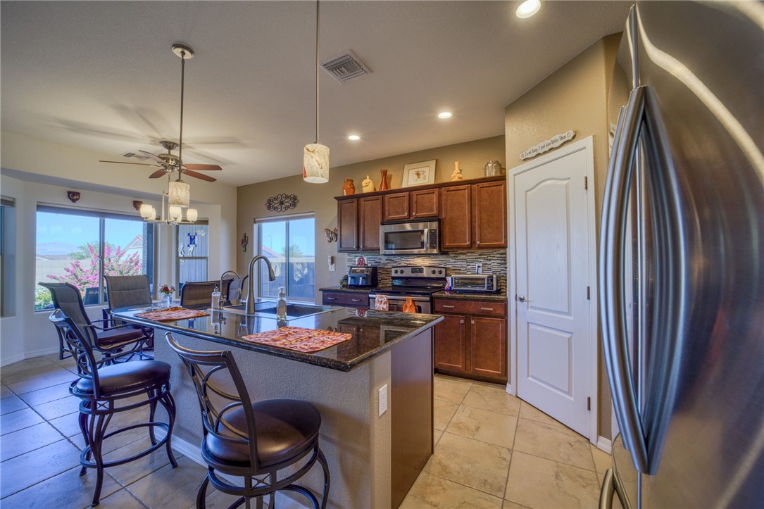 2717 Discovery Road