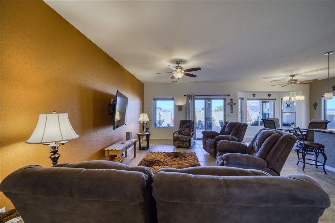 2717 Discovery Road
