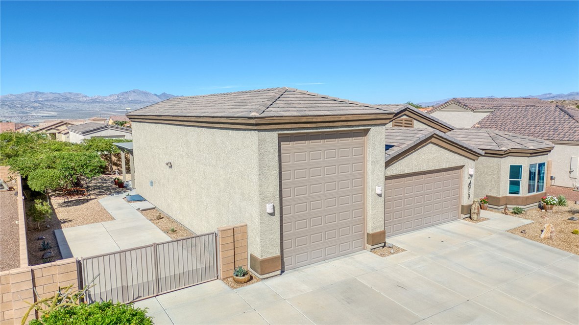 2717 Discovery Road