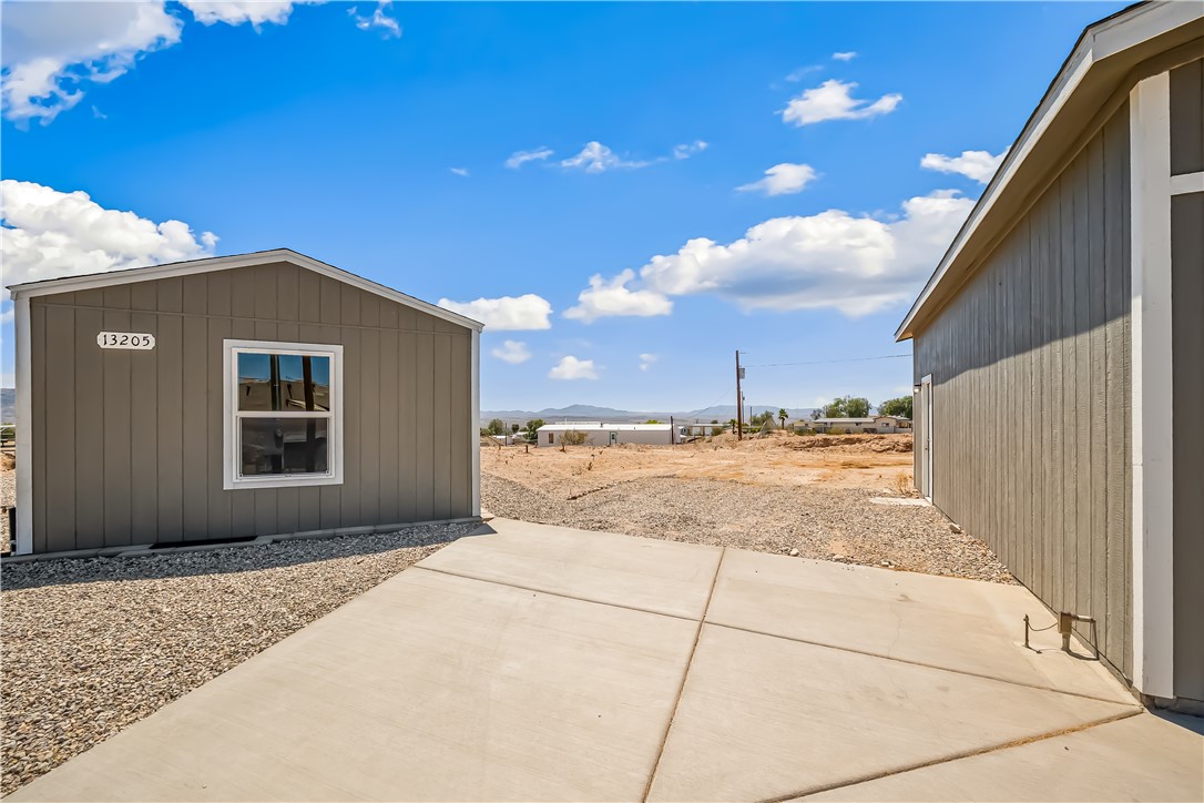 13205 S WATERREED WAY