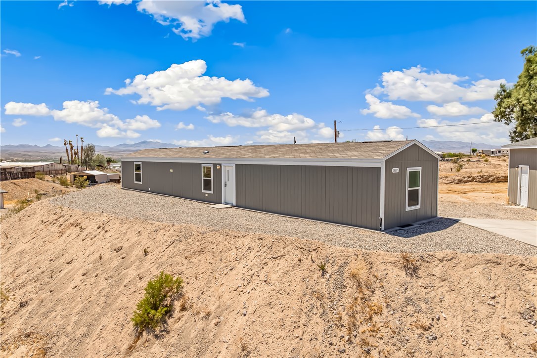 13205 S WATERREED WAY