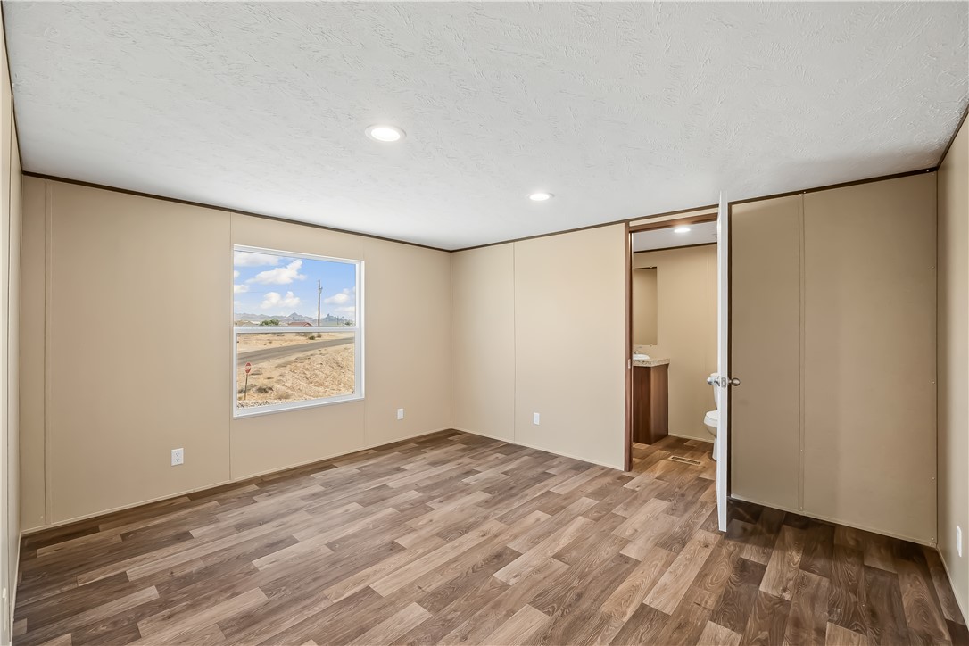 13205 S WATERREED WAY