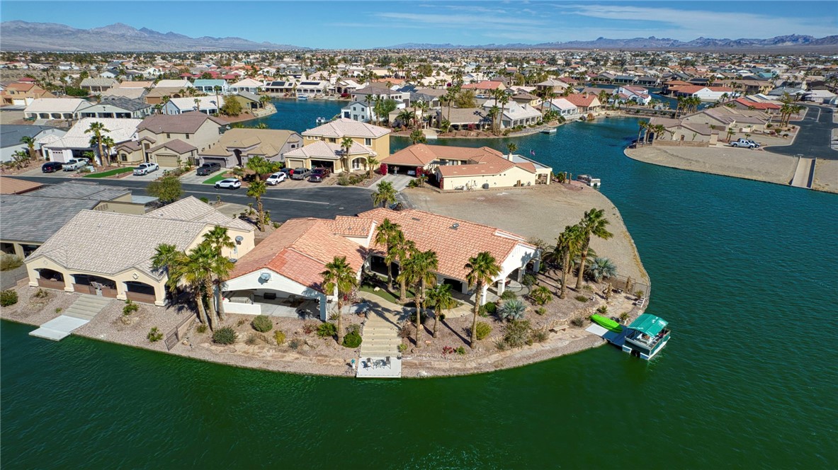 2062 E Lago Grande Cove