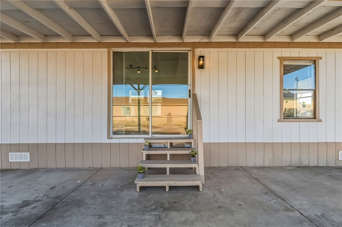 2038 Clearwater Drive