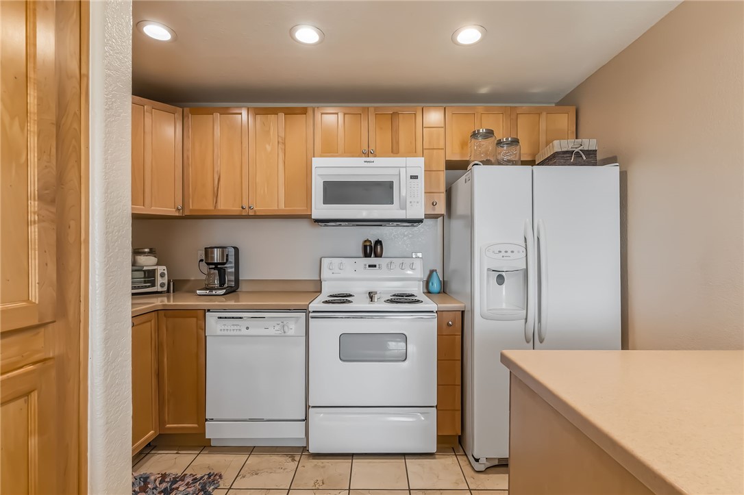 3408 Sun River Road 208