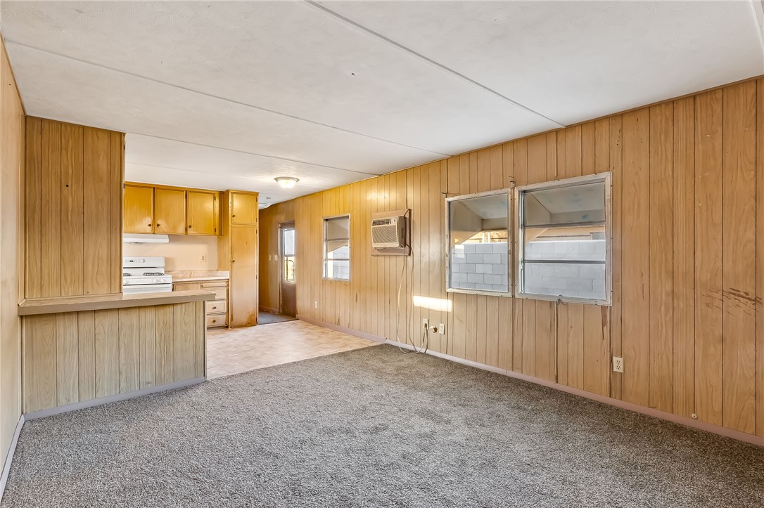 587 Harbor Drive