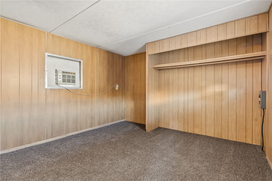 587 Harbor Drive