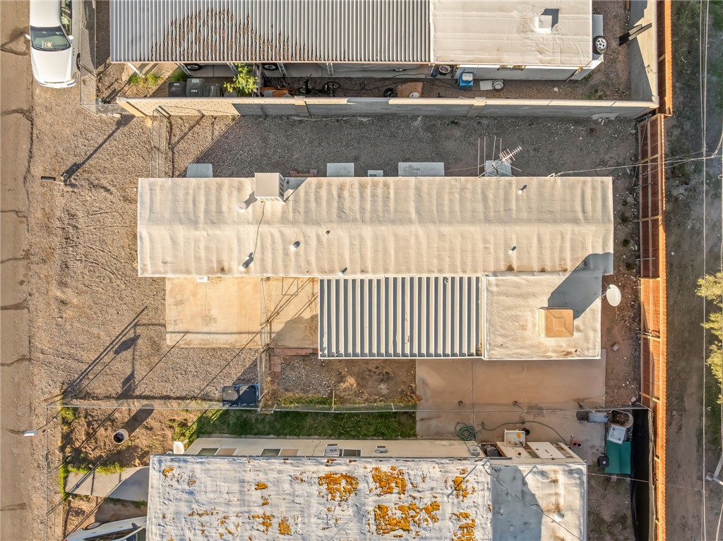 587 Harbor Drive