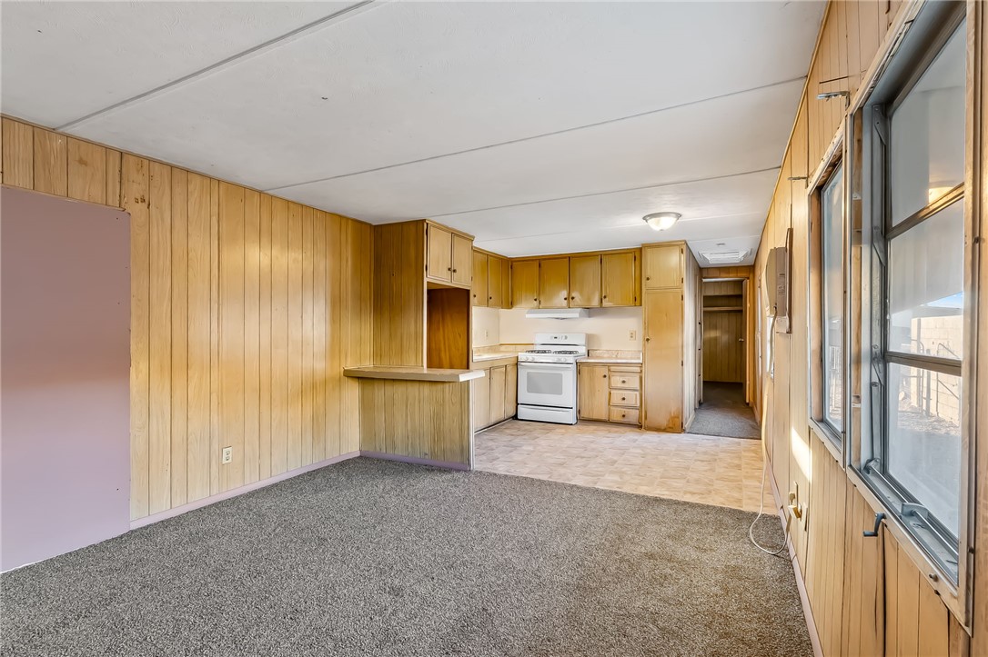 587 Harbor Drive